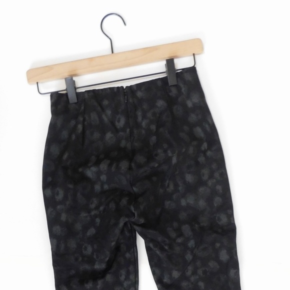 RAG & BONE Simone Leopard Print Zip Pocket Pants Black Gray Animal Crop Size 0 - Picture 11 of 16